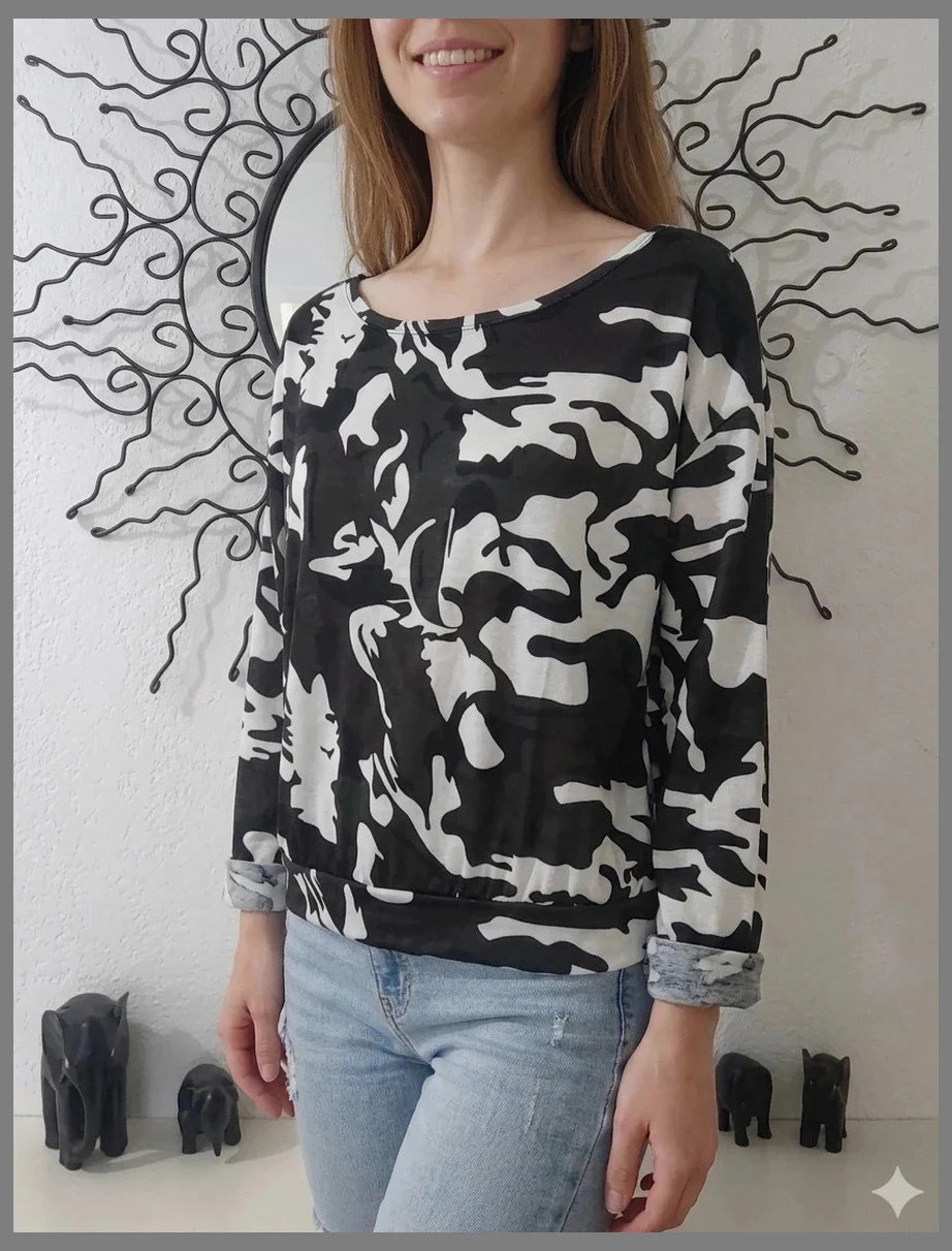 Top Talla Única - Estampado de Camuflaje Negro y Blanco - Cuello Barco - Mangas Largas – photo 4